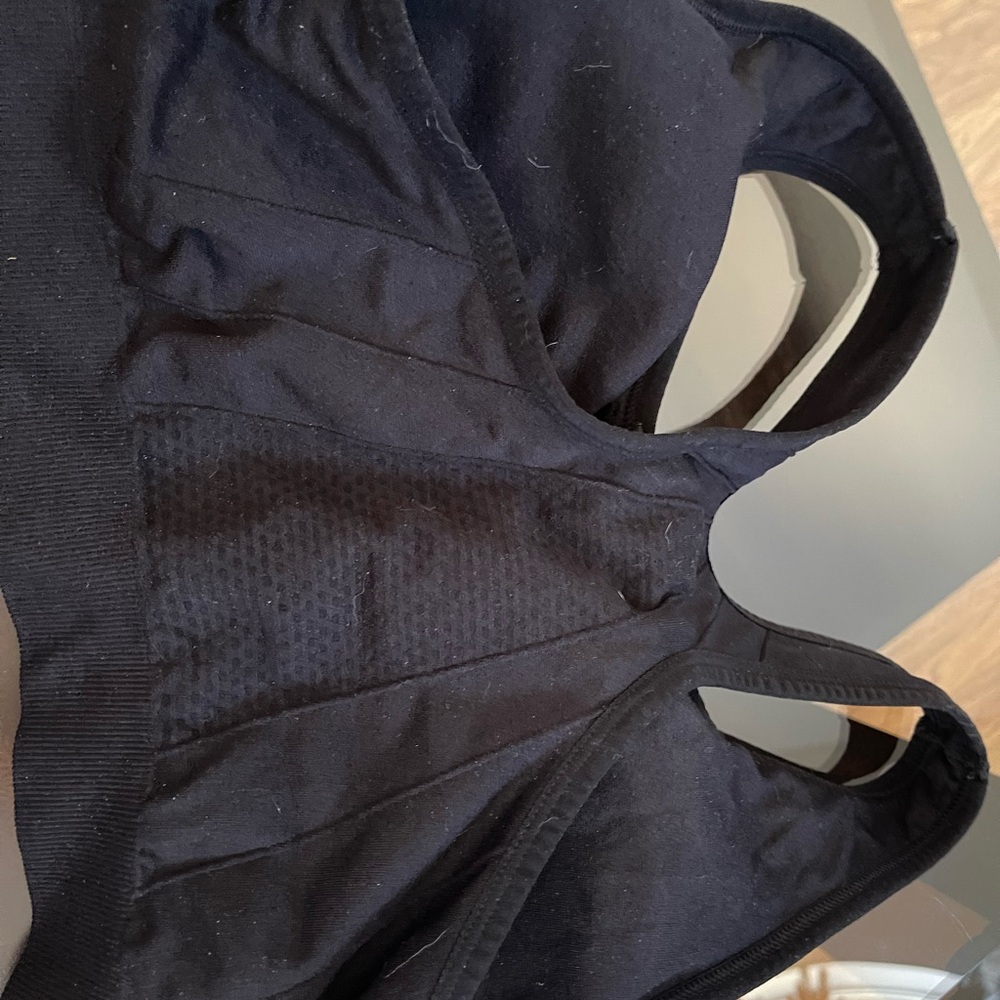 Set of Three Zip-Front Sports Bras - Picture 5 of 6